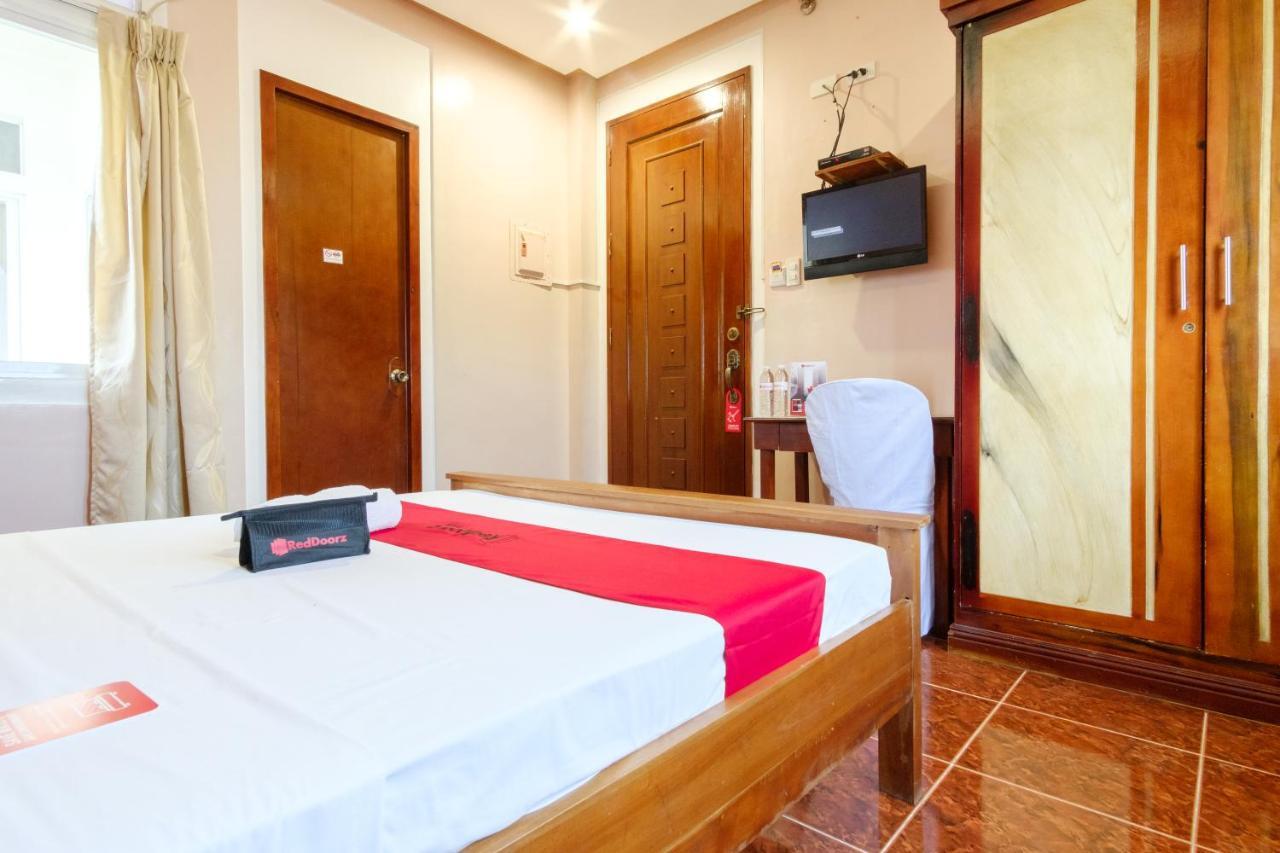 เรดดอร์ซ เนียร์ แคมป์ มอนเตลิบาโน Hotel บาโคลอด ภายนอก รูปภาพ